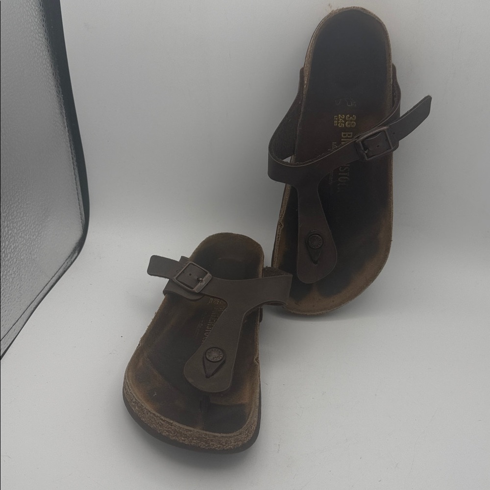 Birkenstock women’s Gizeh leather thong Sandals Sz EU 38